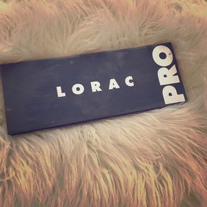 Lorac Pro Pallet